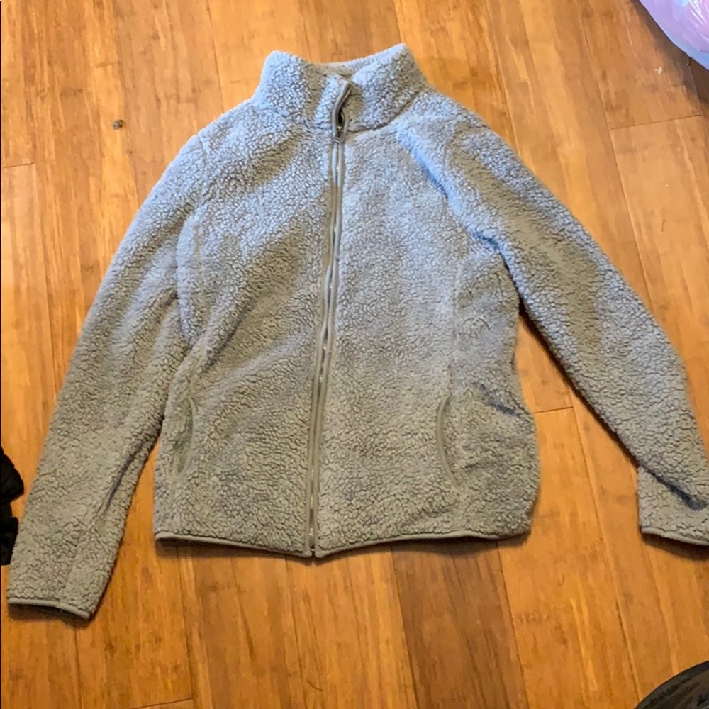Women’s fuzzy jacket